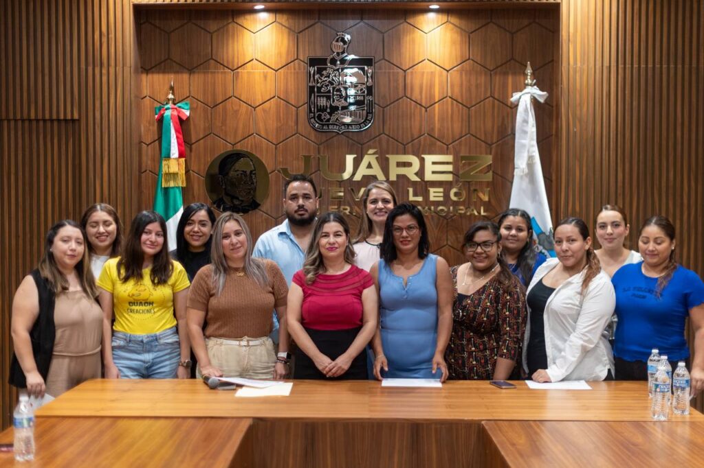 Impulsa Juárez emprendimiento local con taller empresarial