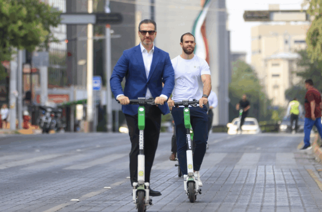 Presenta Monterrey sistema de micro movilidad
