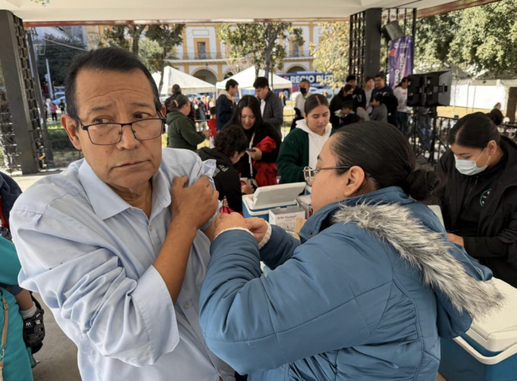 Invita Monterrey a vacunarse vs Sarampión e Influenza