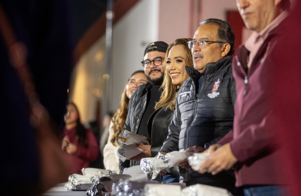 Celebra Escobedo con tamaliza Día de la Calendaria
