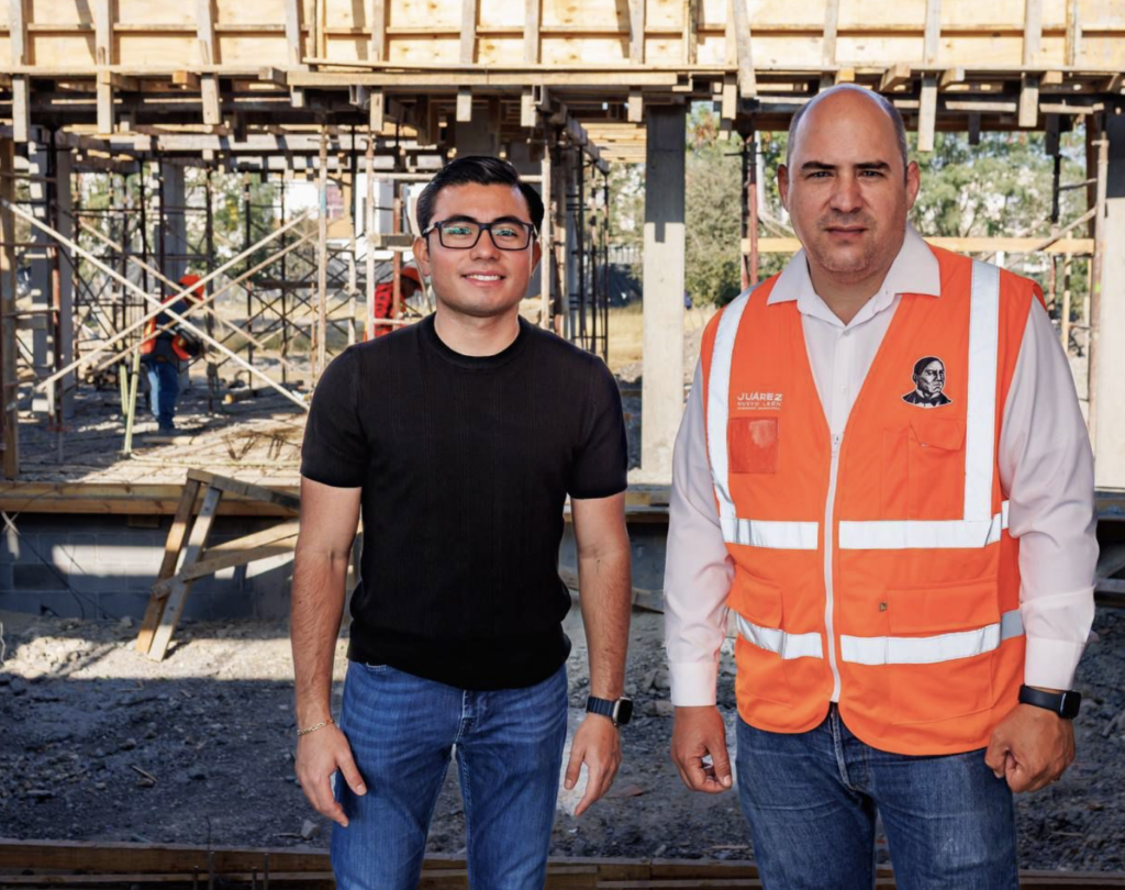 Supervisa Félix Arratia avance del 52% del Centro Comunitario en Valle Santa Isabel