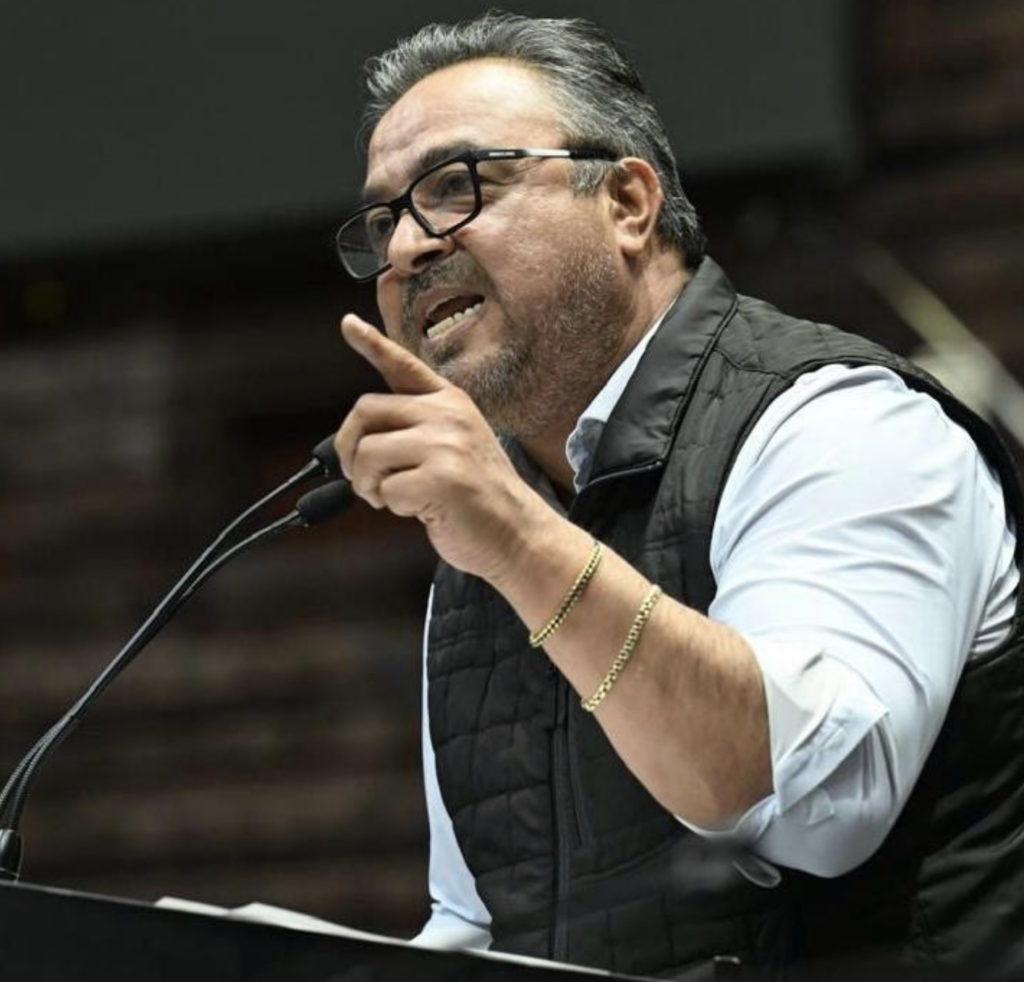 Confronta Víctor Pérez a diputados de Morena, por reforma electoral