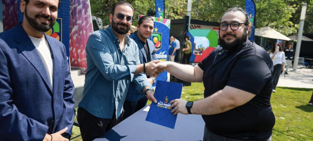 Gradúa San Pedro a personal de restaurantes en programa de inglés para ofrecer “Hospitalidad de Nivel Mundial”