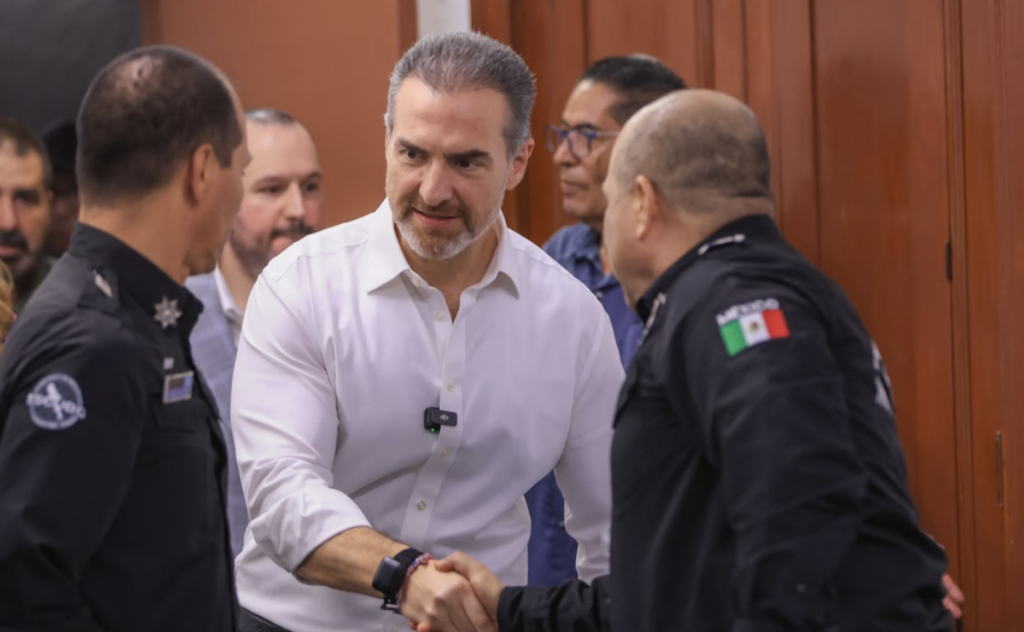 Supervisa Adrián de la Garza Plan de Seguridad por Mundial y afectaciones tras lluvias