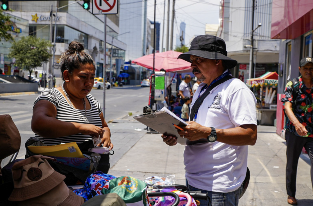 Realiza Dirección de Comercio 84 decomisos en Centro de Monterrey