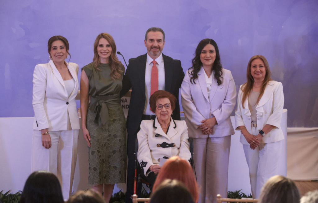 Reconoce Monterrey a mujeres destacadas con la Medalla “Mujer que Inspira, María Elena Chapa” 2026