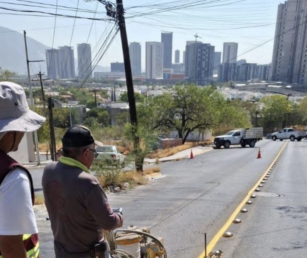 INSTALA SANTA CATARINA SEÑALÉTICA PARA FACILITAR MOVILIDAD