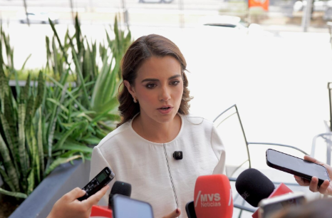 Lorena de la Garza responde a Samuel García: ‘No me acalambra y no me va a quitar’