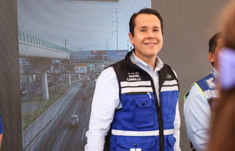 Entrega Daniel Carrillo nuevo drenaje pluvial en avenida Universidad